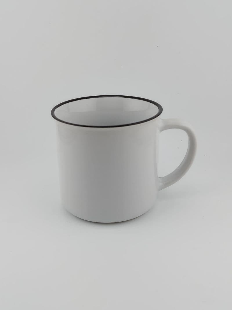 Taza de porcelana blanca con borde negro 9 x 8.5 cm