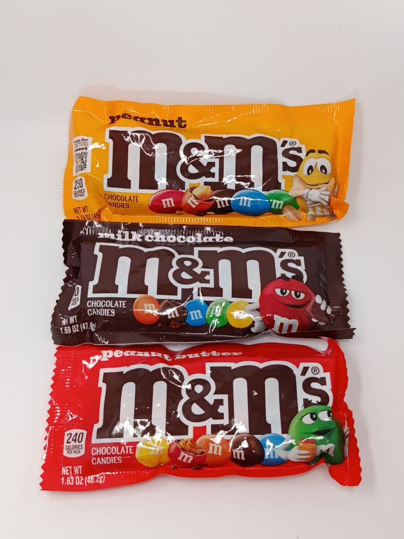 Chocolates M&M's Surtidos Caja de 18 Unidades