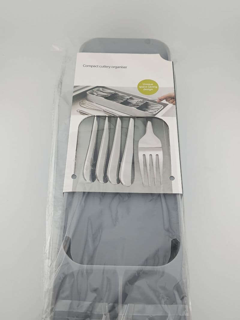 Organizador de cubiertos compacto para cajón, plástico gris