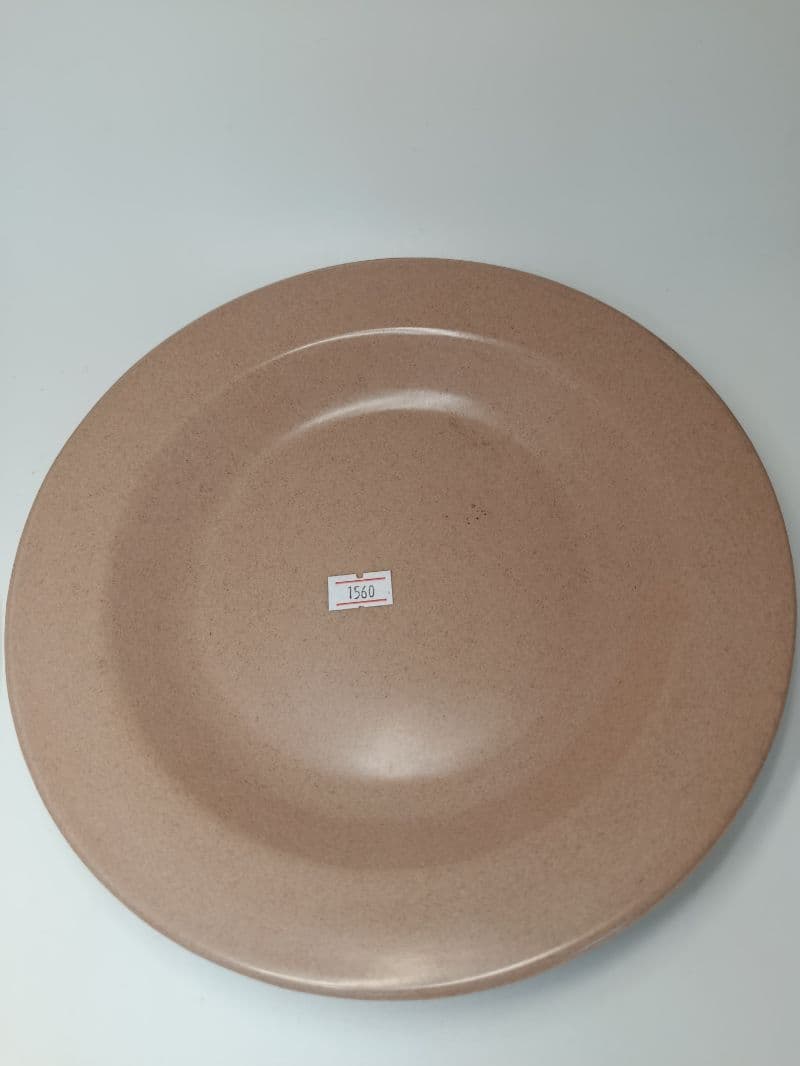 Plato Semihondo de Melamina de 23 cm