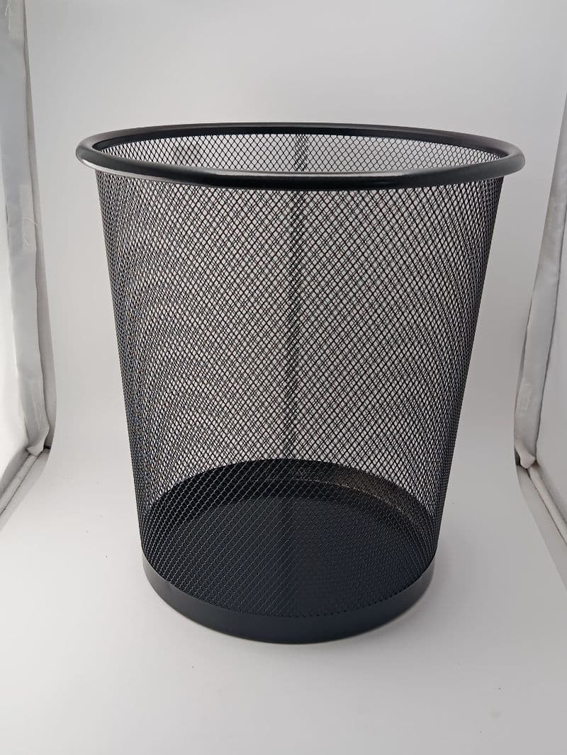 Basurero redondo de metal negro 26 cm