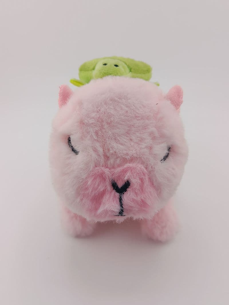Juguete capibara de peluche con movimiento a batería