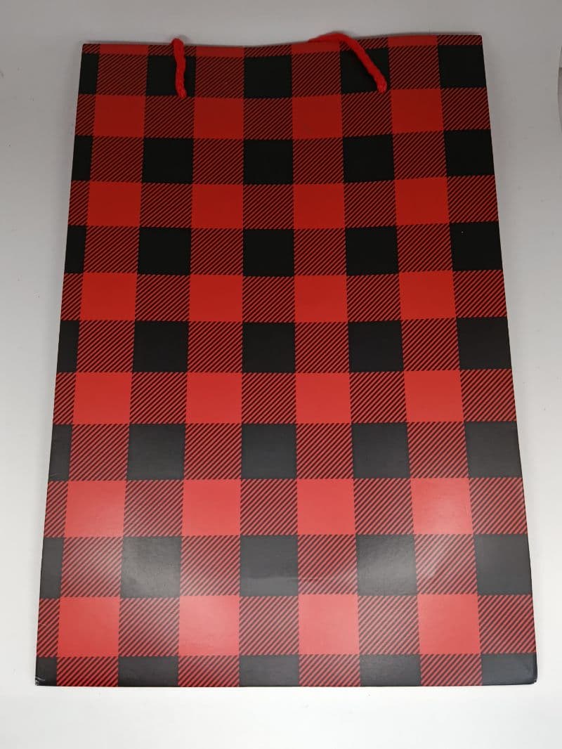 Bolsa de regalo grande con patrón de cuadros rojos y negros