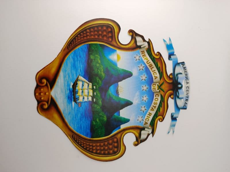 Escudo de Costa Rica Troquelado Mediano (Paquete de 12 unidades)