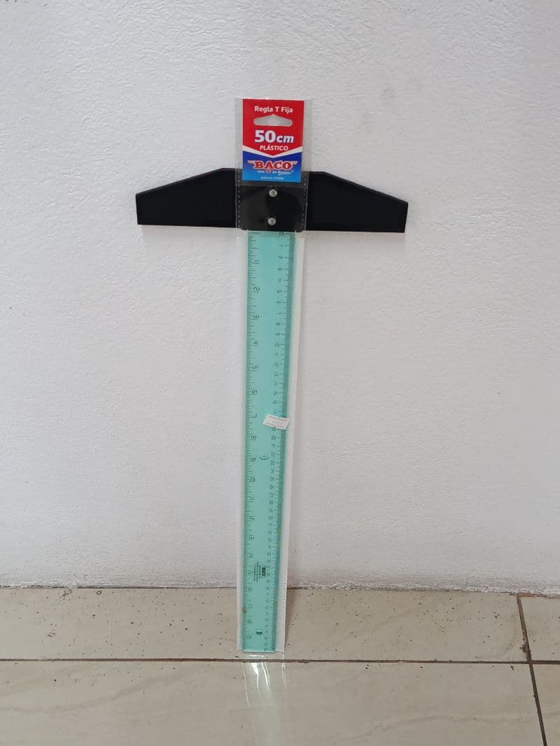 Regla T Plástica Baco de 50 cm