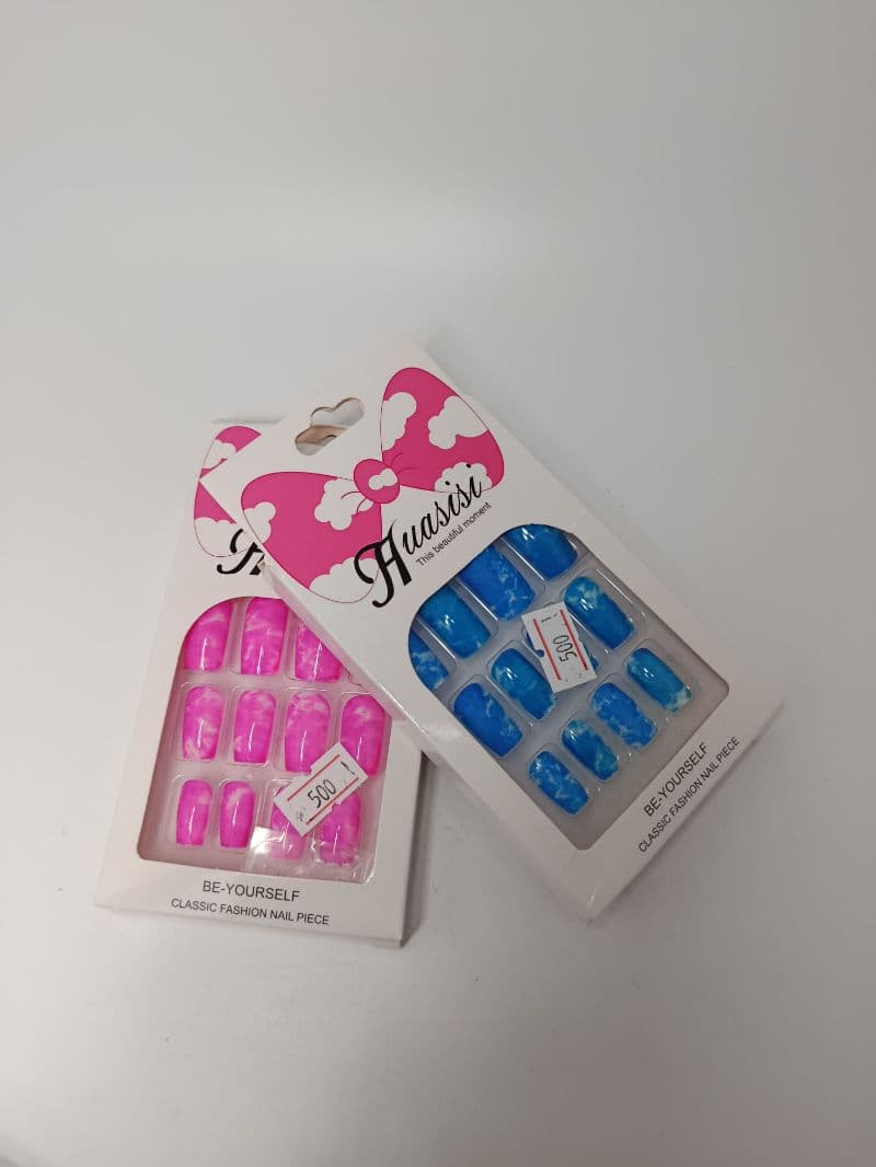 Uñas Postizas Decoradas en Cajita