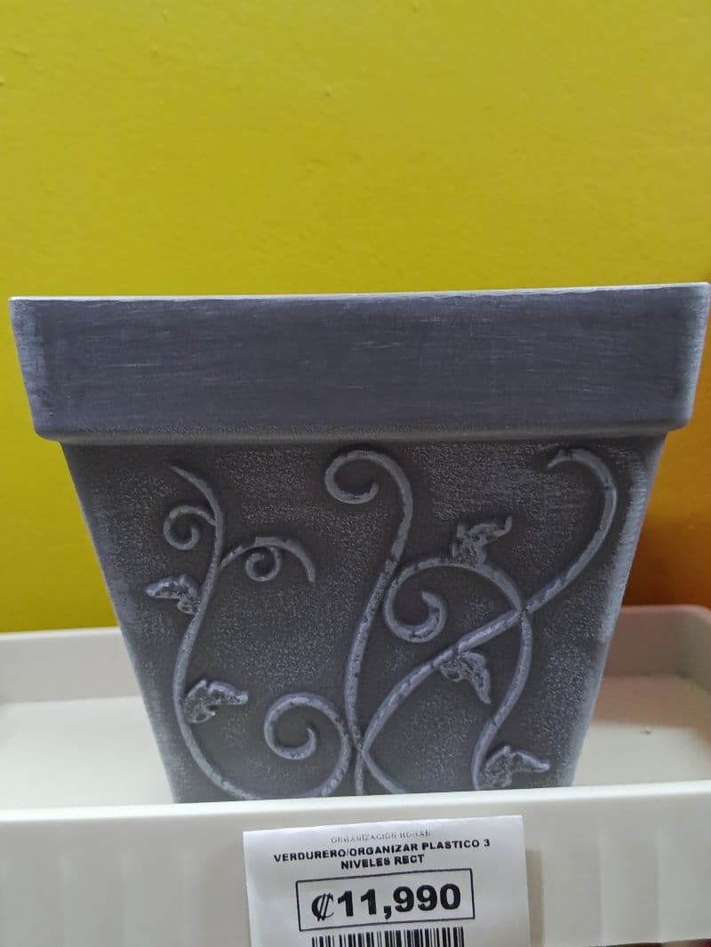 Macetero Cuadrado Decorado 20x20x18 cm