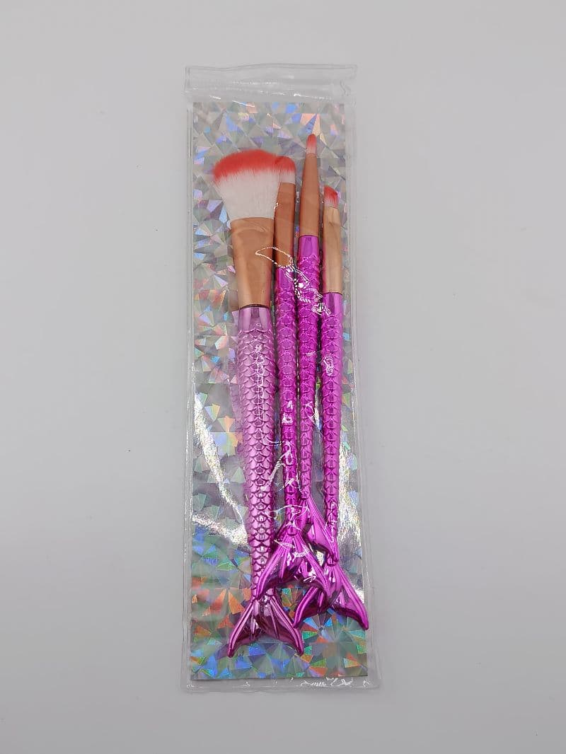 Set de 4 brochas de maquillaje diseño sirena