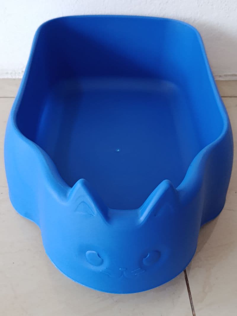 Caja de arena plástica para gato Armaty azul