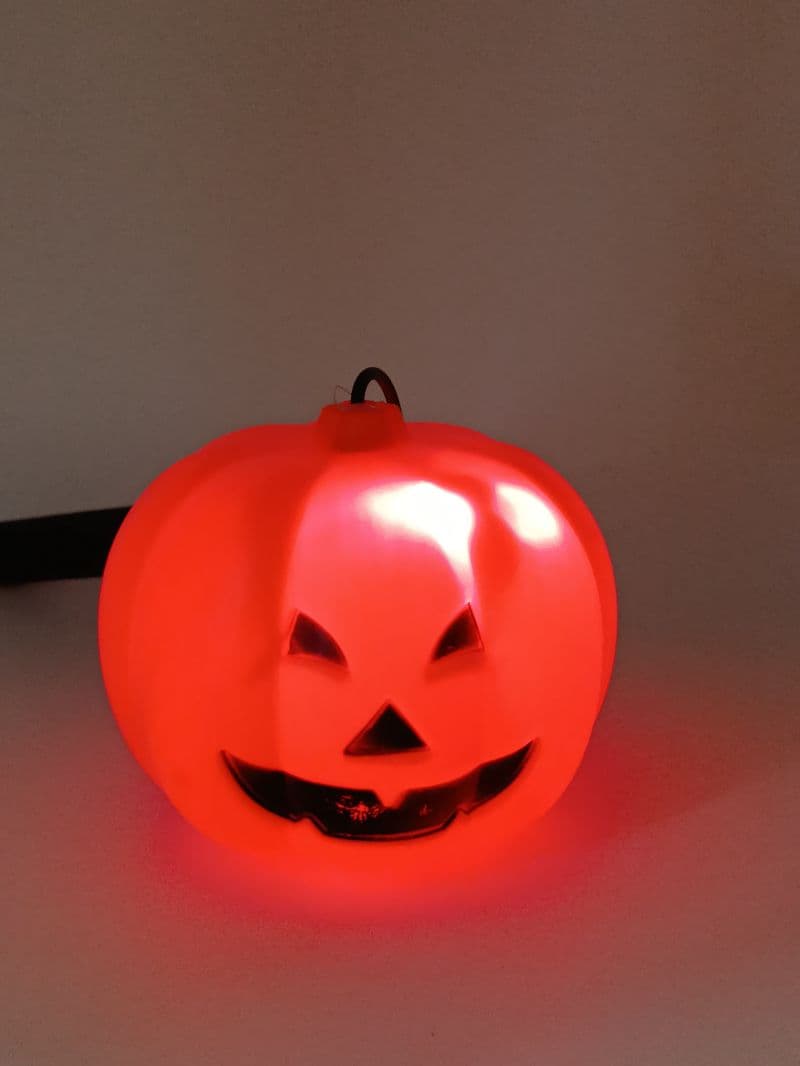 Calabaza decorativa de Halloween con luz