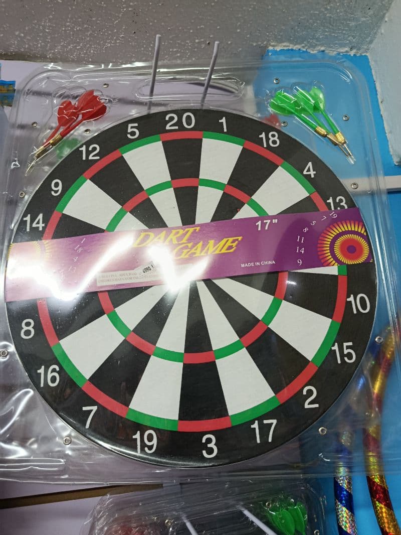 Tablero de Dardos con 6 Dardos de 43 cm