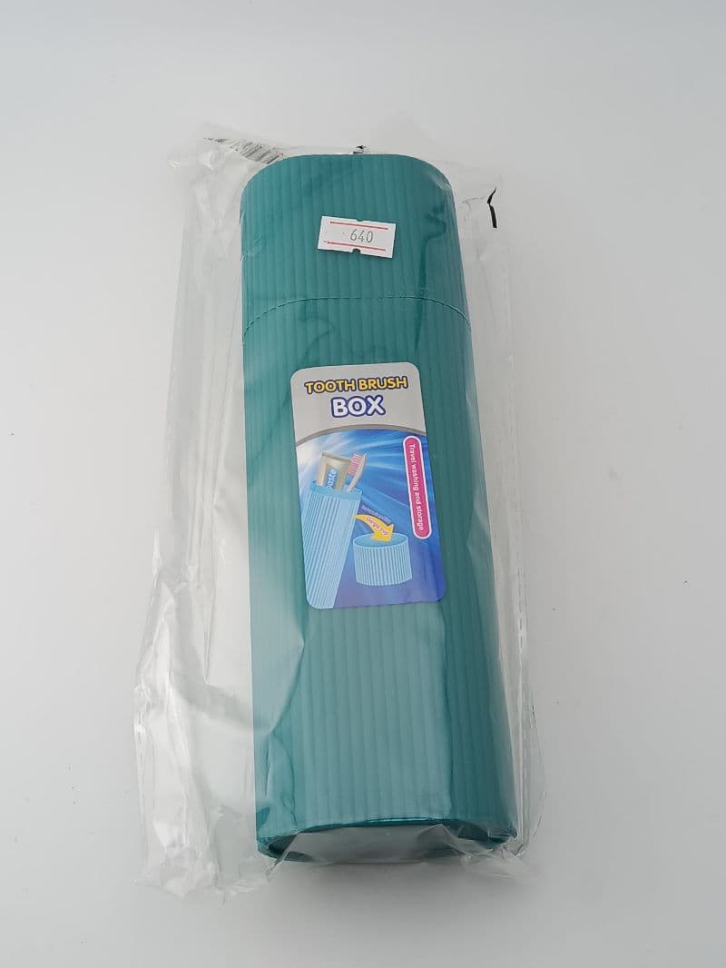 Estuche viajero para cepillo de dientes y pasta dental