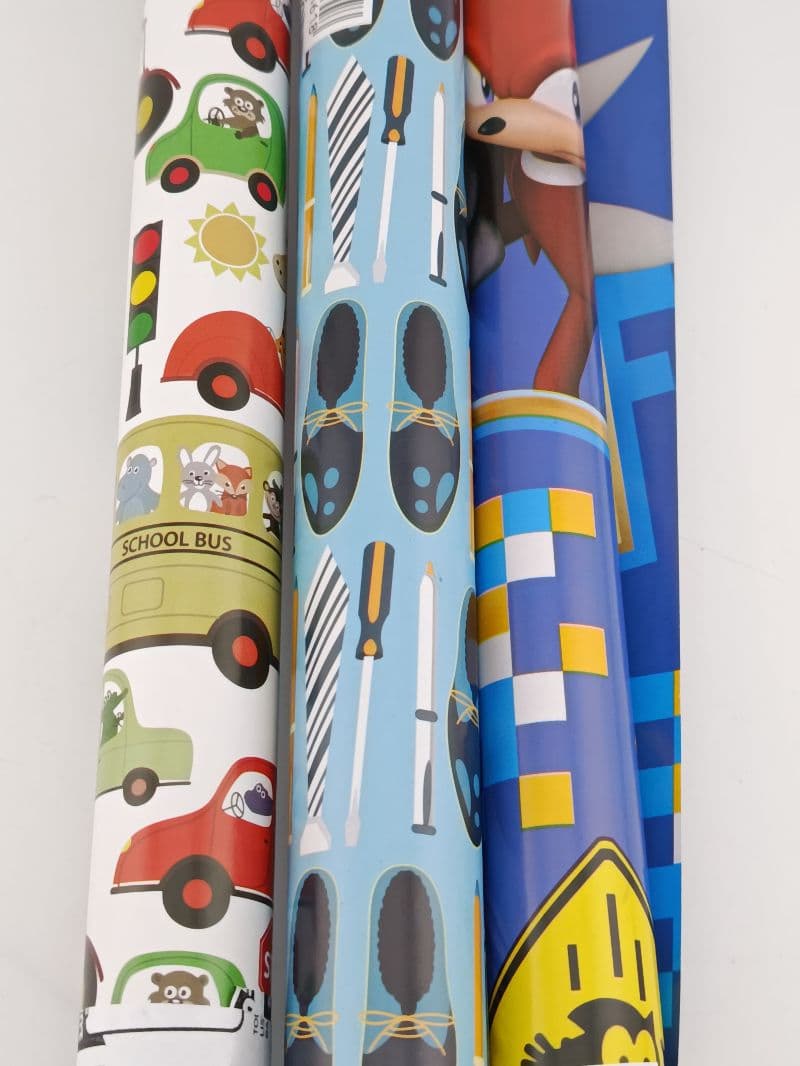 Papel para regalo con diseños infantiles