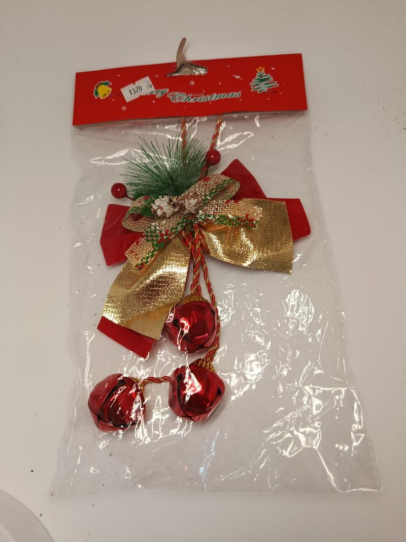 Adorno Navideño Colgante con Moño y Cascabeles Rojos