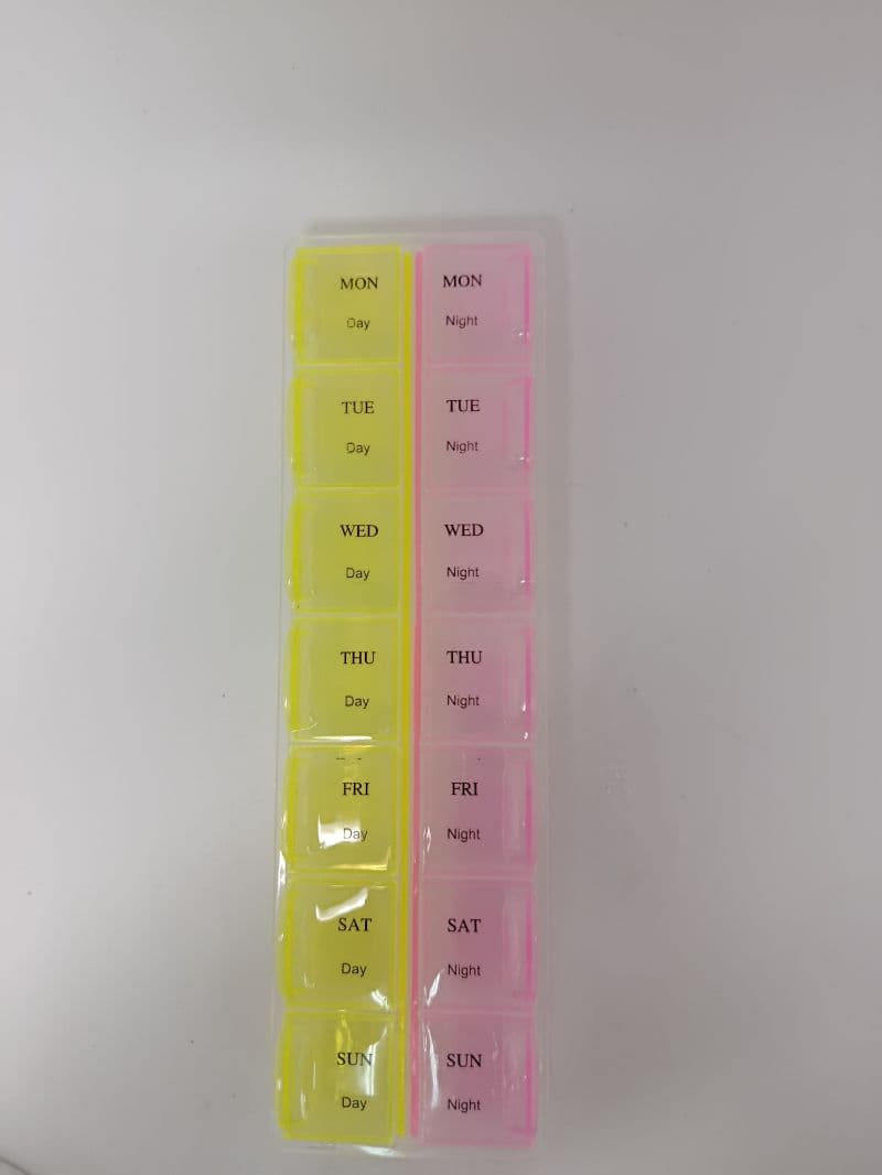 Pastillero Plástico Semanal de 14 Compartimentos