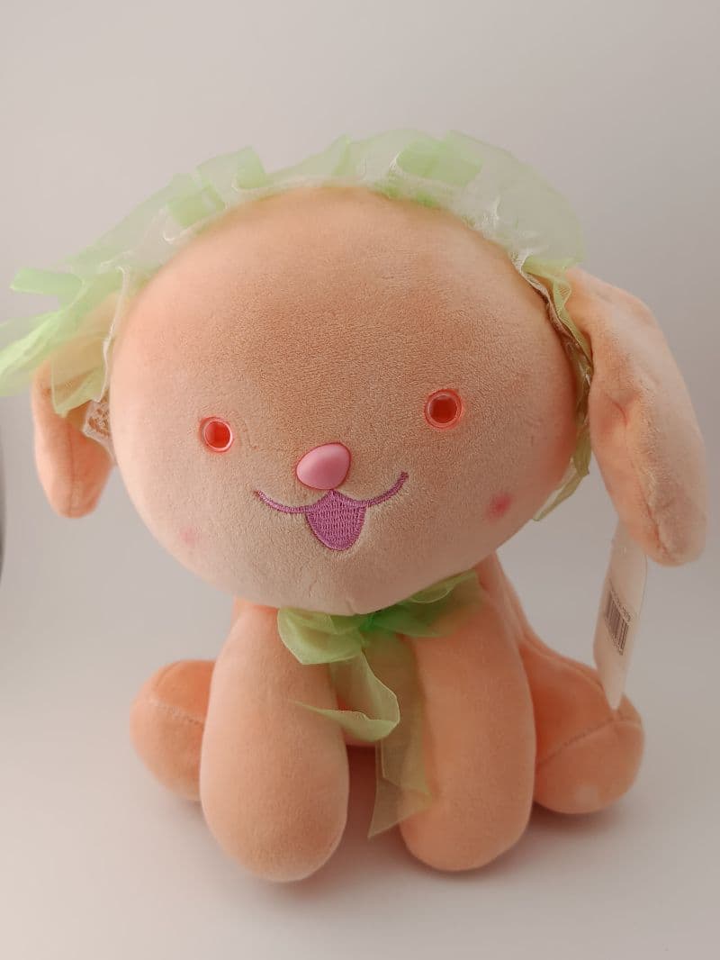 Peluche de Perrito con Gorro Verde de 20 cm