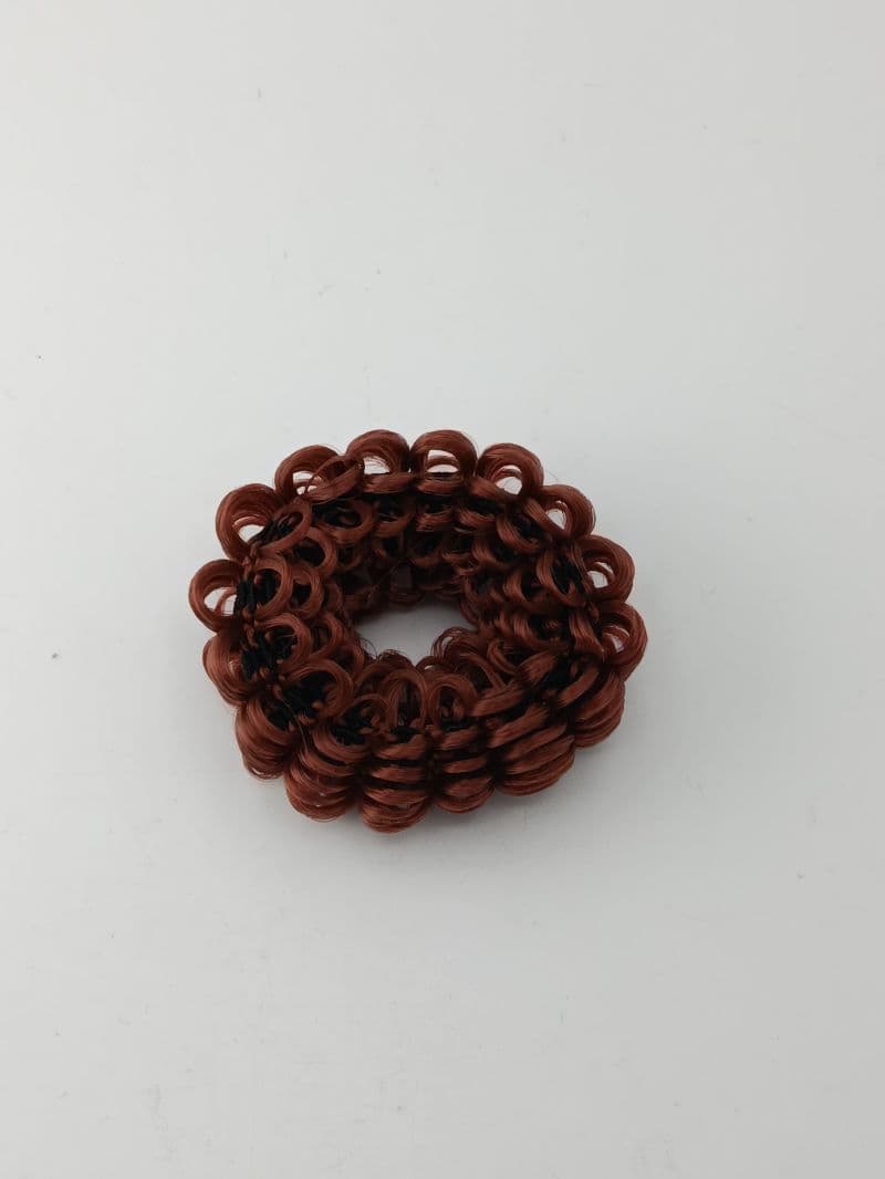 Dona Pequeña de Cabello de 6.5 cm