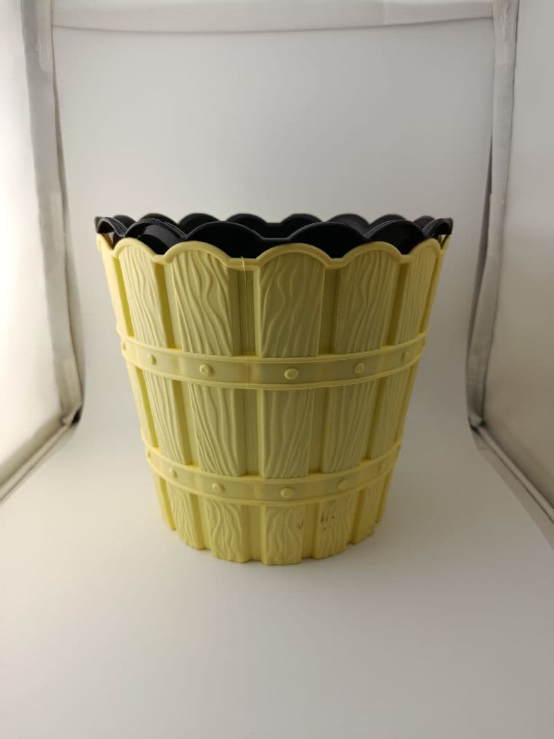 Maceta plástica redonda 5 litros, textura bambú, color amarillo
