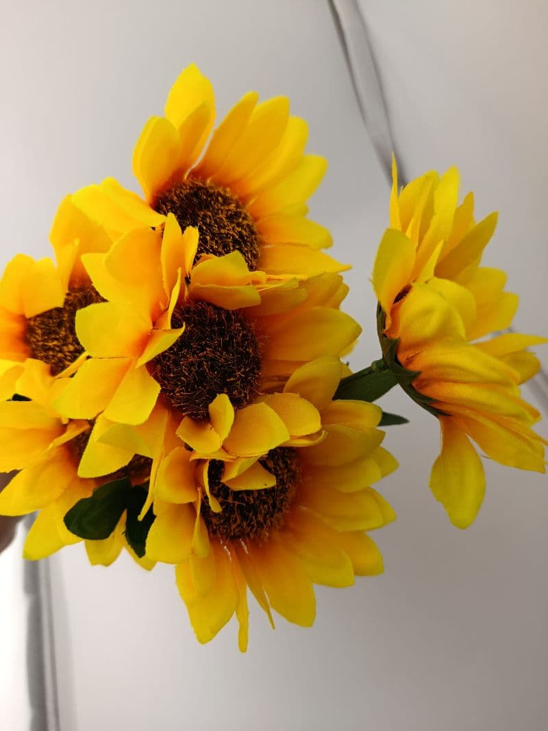 Ramo de girasoles artificiales amarillos