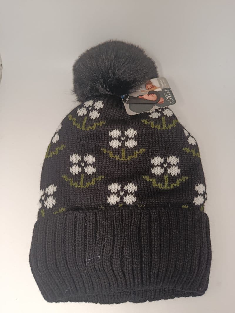 Gorro de Tela Decorado con Pompón y Diseño Floral