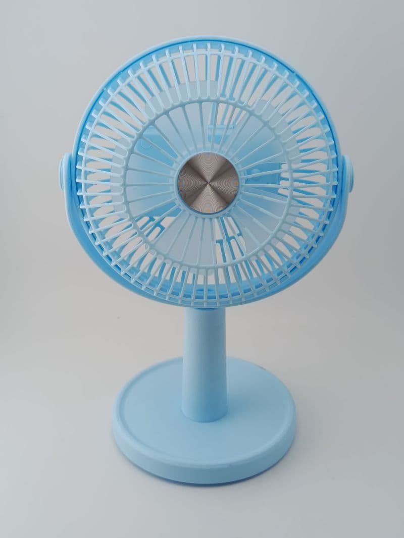 Mini abanico recargable de mesa